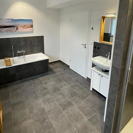 Wilma Apartment *